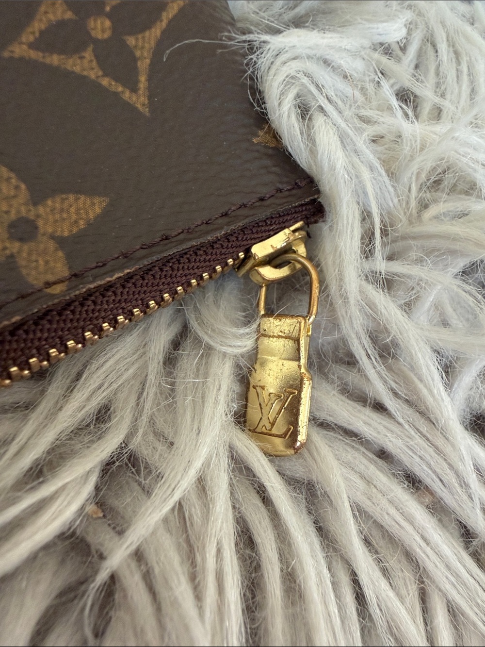 Louis Vuitton Brown Monogram Key Pouch with Gold Hardware - Picture 4 of 4
